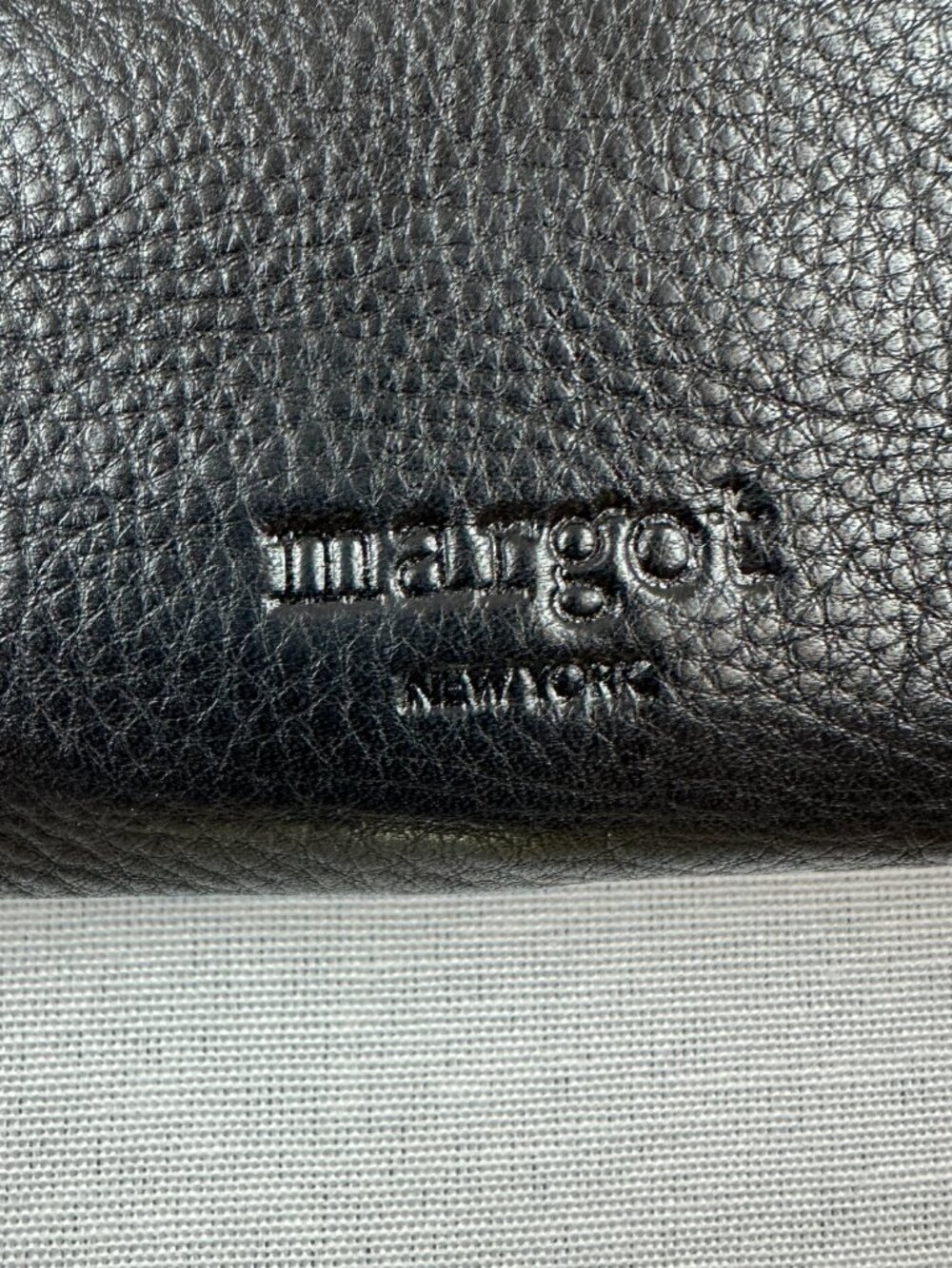 MARGOT NEW YORK 100% GENUINE LEATHER CROSSBODY SPLIT POCKET BAG IN BLACK - Picture 6 of 11